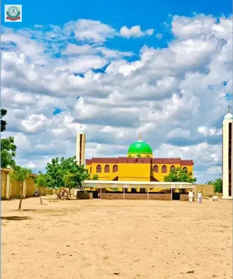 ساحة مسجد الشريف التجاني
